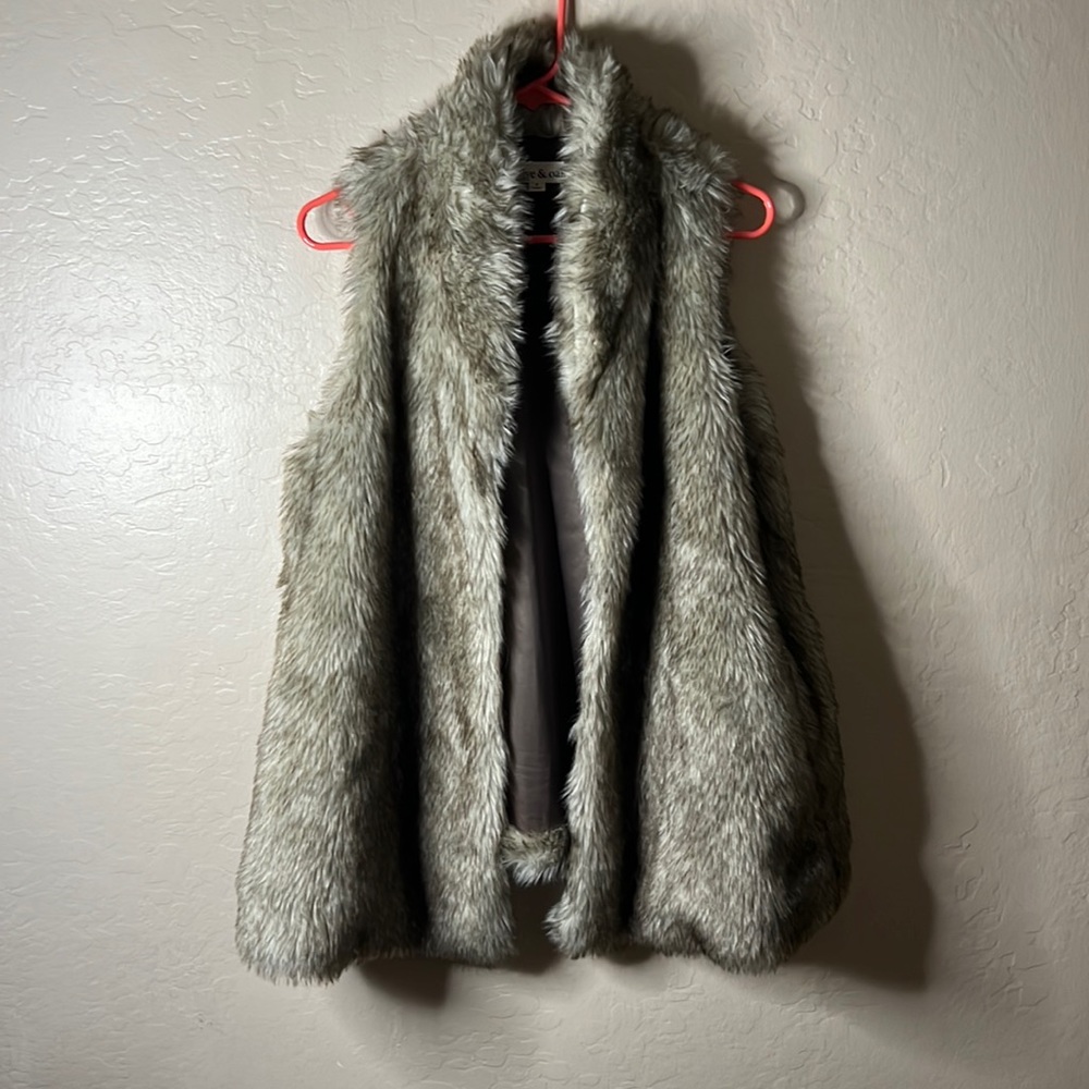 Olive and Ivy maternity fur vest